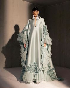 Bubu Gown Styles, Silk Fabrics, Arab Fashion, Luxury Bridal