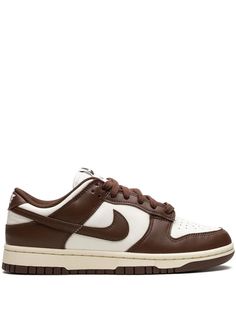 Nike Dunk Low "Cacao Wow" Sneakers - Farfetch Jordan Dunk Low, Tenis Nike Sb, Low Dunks, All Jordans, Boty Nike, Skor Sneakers, Ugg Classic Mini, Haikou, Adidas Spezial