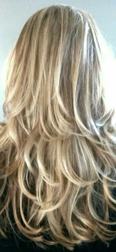 Chunky Layers, Blonde Lowlights, Model Tips, Color Balayage, Super Hair, Hair Women, Trendy Hair Color, Hair Color Highlights, Long Blonde