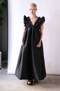 Plunging Neck, Bubble Skirt, Ruffle Trim, Long Dress, Black Dress, Skirt