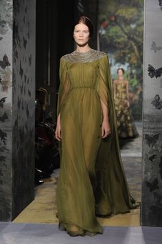 Valentino : Runway - Paris Fashion Week - Haute Couture S/S 2014