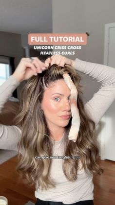 SARA STRUEBY | Full walk through tutorial of unicorn criss cross curls ✨ If you try this - let me know! It’s my new favourite method of heatless curls!... | Instagram Unicorn Hair Curling Method, Heatless Curls Unicorn Method, Unicorn Curls Tutorial, Heartless Hairstyles For Medium Hair, Kitsch Heatless Curls, Heatless Curls Tutorial, Heartless Curls