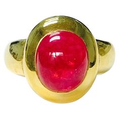 Rubellite cabochon Engagement Ring In 18K Yellow Gold. The details are as follows : Rubellite cabochon weight : 6.73 carat Metal : 18k Yellow Gold Ring size : 6 3/4 Garden Of Good And Evil, 18k Yellow Gold Ring, Yellow Gold Ring, Jewelry Rings Engagement, Lily Pads, Yellow Gold Rings, 18k Rose Gold, Estate Jewelry, Unique Rings