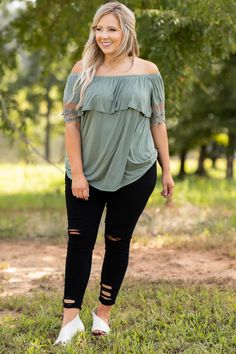 top, shirt, blouse, green, lace, dark sage, sage, short sleeve, off shoulder, flowy, cute Plus Size Picture Outfits, Outfits For Big Belly Women, Plus Size Outfits For Summer, Chubby Girl Outfits, Dark Sage, Trendy Fall Outfits, Trendy Fall