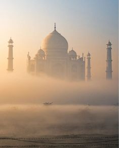 fog covers the taj mahal in india