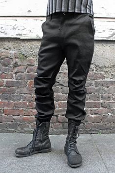 Five and Diamond Nova Jogger – FIVE AND DIAMOND Streetwear Harem Pants With Side Pockets And Tapered Leg, Urban Streetwear Bottoms With Elastic Cuffs, Tapered Harem Pants With Side Pockets For Streetwear, Urban Bottoms With Elastic Cuffs For Streetwear, Casual Black Pants With Cuffed Ankles, Relaxed Fit Pants With Side Pockets And Cuffed Ankles, Cuffed Ankle Bottoms For Fall Streetwear, Casual Black Bottoms With Cuffed Ankles, Fitted Harem Pants For Streetwear