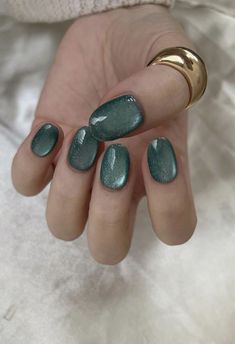 70 Best Nail Designs & Trends: Coolest Nail Art Ideas - Organic Beauty Lover Cateyes Nails Design, Cateyes Nails, Green Nail Art Designs, Nail Designs Trends, Best Nail Designs, Nails Nailpolish, Green Nail