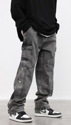 Wed Leg, Cargo Jeans Outfit, Cargo Pants Outfit Men, Mens Winter Fashion Outfits, Jeans Outfit Men, Denim Pants Fashion, Pants Outfit Men, Black Men Fashion Swag, Ripped Jeans Men