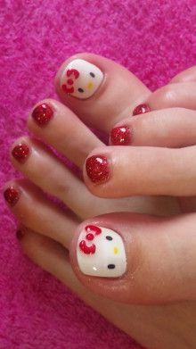 Kawaii Pedicure Ideas, Hello Kitty Pedicure, Cute Cat Nail Art, Hello Kitty Toe Nails, Toe Polish Ideas, Hello Kitty Toes, Unusual Nail Designs, Hello Kitty Nails Art, Cute Pedicures