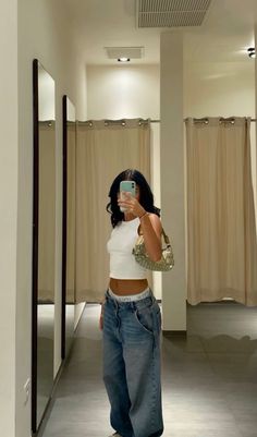 Elevated Streetwear Fashion Women, Drs Appointment Outfit Casual, Street Wear Concert Outfit, California Fall Outfits 2024, White Beater Outfit, Feminine Streetwear Aesthetic, Jeans Outfit Concert, Wife Beater Outfit Woman, La Aesthetic Outfits