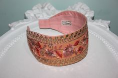 fashion silk headbands for women embroidered 3" inch (7.5cm) luxury sequin hairband peach wedding head cover statement wide headband Extremely comfortable: this headband does not give headaches. This headband is perfectly finished with my special technique that makes sure nothing irritate your head. Width - 2.95'' [7.5 cm] Length- 15'' [38 cm] oColors included - Peach/ Pink/ Gold oMaterials used- Silk ribbon, cotton fabric, solid thermo adhesive fabric, metal insert The headband has a flexible a Plaid Headband, Comfortable Headbands, Leather Headbands, Ear Warmer Headband, Silk Headband, Metal Headbands, Velvet Headband, Lace Headbands, Peach Wedding