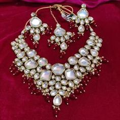 Gold Rodium Polish Red and Maroon color Necklace in Metal Alloy studded with Beads, Kundan Luxury Ruby Chandbali Kundan Necklace, Maroon Necklace, Color Necklace, Metal Necklace, Maroon Color, Metal Necklaces, Beads, Red, Gold