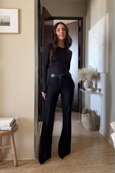 Suit With Turtle Neck Women, All Black Hostess Outfit, Host Outfit Restaurant, Orchestra Outfit Concert Classy, Receptionist Aesthetic, Ceo Outfit Woman Boss, Work Conference Outfit, Long Torso Outfits, All Black Business Casual Outfits