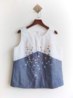 Blouse Outfit Casual, Cotton Tops Designs, Linen Style Fashion, Trendy Shirt Designs, Womens Trendy Dresses, Fashion Top Outfits, Hippie Style Clothing, Kids Fashion Dress, Trendy Fashion Tops