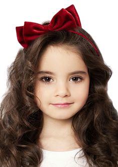 girls velvet bow headband Ddlc Plus, Flower Girl Hair Bows, Twirl Girl, Christmas Party Hairstyles, Velvet Hair Bow, Hairstyle Ideas Easy, Christmas Velvet, Pageant Hair, Indoor Family