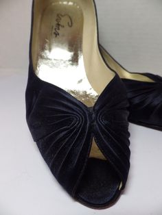 "1980s Vintage Evins Kitten Heels Pumps Open Toe Shoes Dark Navy Satin Made in Italy 9AA Vintage open-toe pumps by Evins. Navy blue satin with ruching at toe. Leather soles. The kitten heels measure 2.1\" H. Size 9 AA. Made in Italy." Formal Open Toe Court Shoes, Vintage High Heel Court Shoes For Party, Evening Court Shoes With 4-inch Heel And Open Toe, Vintage Low Heel Court Shoes For Party, Vintage Almond Toe Court Shoes For Party, Vintage Open Heel Evening Heels, Vintage Court Shoes With 4-inch Heel For Evening, Vintage Evening Court Shoes With 4-inch Heel, Vintage Heels With Padded Heel For Party