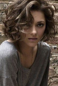 Double Chin Hairstyles, Hairstyles For Fat Faces, Wavy Bob Hairstyles, Marion Cotillard