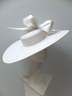 Wedding Pearl Jewelry, John Boyd, Summer Couture, Fascinator Hats Diy, Veiled Hats, Bridal Hat, Elegant Hats, Diy Hat