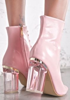 Romeo I Julia, Coquette Fashion, Baby Rosa, Dr Shoes, High Heels Boots, Aesthetic Shoes, Block Heel Boots, Pink Shoes, Pretty Shoes