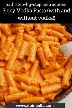 A close up of spicy vodka pasta with a wooden spoon. Pasta Gigi Hadid, Spicy Rigatoni Alla Vodka, Spicy Vodka Pasta, Gigi Hadid Pasta, Bacon Vodka, Hadid Pasta, Vodka Sauce Pasta, Vodka Pasta