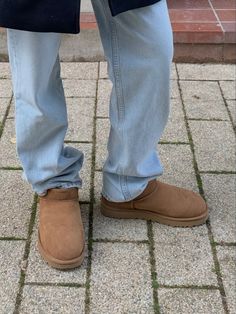 Ugg Ultra Mini Aesthetic, Uggs On Men, Ugg Outfits Men, Uggs For Men, Men’s Uggs Outfit, Ugg Men Boots Outfit, Men’s Uggs, Ugg Men Outfit, Ugg Boots Outfit Men