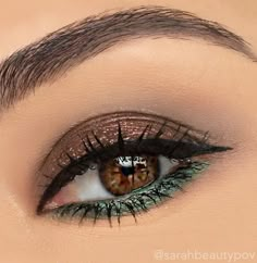 Make Up Designs, Green Eyeshadow, روتين العناية بالبشرة, Eye Makeup Tips, Body Makeup, Makeup Hacks, Makeup Pictures