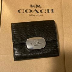 Coach Wallet Black Trifold Wallet For Evening, Elegant Coach Bifold Coin Purse, Modern Coach Wallets, Elegant Coach Trifold Wallet With Coin Pocket, Formal Black Trifold Wallet, Wallets Coach, Elegant Coach Trifold Wallet, Elegant Compact Coach Trifold Wallet, Elegant Black Coach Coin Purse