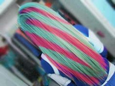 Candy cane hair. Multi Colored Hair, Hair Chalk, Funky Hairstyles, Hair Back, Hair Color And Cut, Scene Hair, Cool Hair Color, Green And Pink