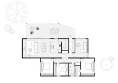 the floor plan for a two story house