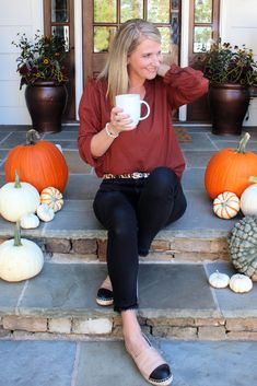 Haunted Gingerbread House, Happy Friday Friends, Coffee Talk, Outfit Primavera, White Pumpkins, Star Style, Halloween Haunt, State Of Mind