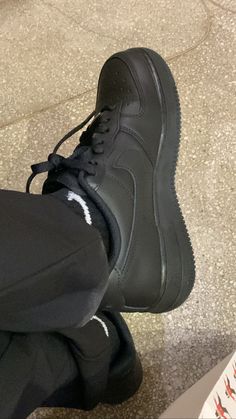 Black Nike Shoes Outfit, Black Air Force 1, Cute Nike Outfits, Black Nike Shoes, Spring Outfits Men, Lion Images, Nike Shoes Outfits, Shoes Outfit Fashion, Streetwear Fits