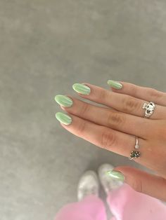 Green Chrome Almond Nails, Light Green Chrome Nails, Chrome Green Nails, Chrome Almond Nails, Chrome Almond, Green Chrome, Nails Inspo, Chrome Nails, Pastel Green