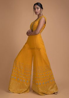 Latest Bridal Lehenga Designs, Mehndi Outfit, Flared Jumpsuit, Embellished Jumpsuit, Latest Bridal Lehenga, Gown Party Wear, Wedding Sari, Closet Collection, Traditional Indian Dress