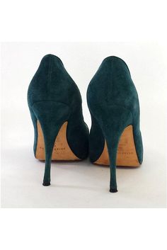 Size 8 EU 38 Runs small Teal suede pumps Comes w/dust bag Made in Italy Suede upper Leather lining Concealed platform Leather outsole Wear on outsole Platform height 0.5" Heel height 4.75" Green Almond Toe Court Shoes For Evening, Green Almond Toe Heels, Green Round Toe Court Shoes With 4-inch Heel, Green Suede Pointed Toe Heels, Green Round Toe Heels With Reinforced Heel, Green Heels With Reinforced Heel And Round Toe, Green Suede Heels With Pointed Toe, Green Heels With Reinforced Heel And Almond Toe, Green Almond Toe Heels With Reinforced Heel