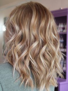 Strawberry Blonde And Blonde Balayage, Dark Blonde Summer Hair, Caramel Blonde Hair Color, Blond Rose, Rose Blonde, Warm Blonde Hair, Neutral Blonde, Blond Balayage, Hair Color Caramel