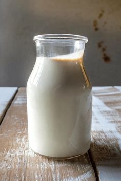 Homemade Non-Dairy Coffee Creamer ‣ Vegan Soiree Non Dairy Creamer Recipe, Non Dairy Coffee Creamer, Hazelnut Creamer, Vegan Coffee, Touch Of Spice