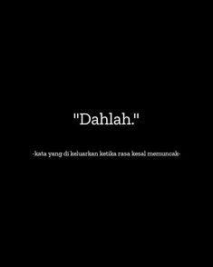 the words dahlah are written in black and white