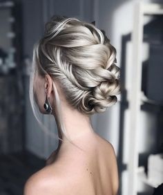 70 Hairstyles, Sleek Bob Hairstyles, Wedding Hair Up, Romantic Hairstyles, Fancy Hairstyles, Wedding Hair And Makeup, Bride Hairstyles, Ombre Hair