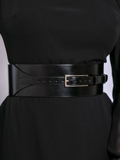 Crafted from luxurious Italian leather, our high-waisted belt is meticulously designed to contour the waistline and complement a range of outfits, including airy dresses and oversized blazers. The smooth leather finish and silver-tone buckle add a touch of elegance and sophistication to any ensemble. Belt width: 8 cm Adjustable using the front buckle Designed to be fitted on the waist Corset Belts, Elegant Belt, Oversized Blazers, Leather Waist Belt, Airy Dress, Plus Size Corset, Wide Leather Belt, Office Siren, Corset Belt