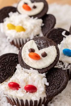 chocolate cupcakes decorated to look like snowmen