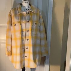 Old Navy Shacket Nwot Xl Gray, Yellow And White Plaid , Brown Buttons Has Pockets That Are Lined Beautiful For Fall, Only Selling Because It’s Too Big Yellow Button-up Winter Outerwear, Yellow Button-up Outerwear For Winter, Yellow Button-up Casual Outerwear, Yellow Casual Button-up Outerwear, Casual Yellow Button-up Outerwear, Trendy Yellow Outerwear With Button Closure, Yellow Fall Outerwear With Button Closure, Trendy Oversized Yellow Outerwear, Casual Yellow Outerwear For Fall