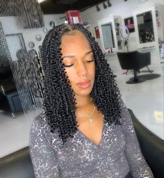 Boho braids by @floridastopstylist | Feed in braids hairstyles, Braided hairstyles, Twist braid hairstyles Boho Knotless Braids Short, Short Goddess Braids, Braids Short, Feed In Braids, Feed In Braids Hairstyles