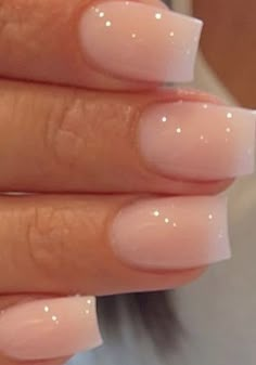 Clear Gel Nails Ideas, Natural Nail Designs For School, Short Solar Nails, Acrylic Nails Ideas Squoval, Petite French Tip Nails, Natural Nails Acrylic Short, Short Clean Acrylic Nails, Natural Nails For School, Short Square Neutral Nails