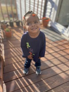 Rocking her orange Daddy’s Girl GaBBY Bows—the perfect color to match the season. 🍁🧡 Stylish, secure, and oh-so-adorable! 😍 

#GaBBYBows #HairBarrettesforthickhair S Girl, Small Designs