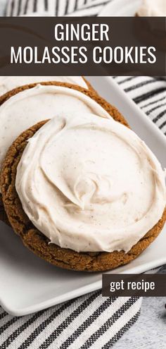 Soft and chewy ginger molasses cookies, Starbucks copycat recipe. Soft Ginger Molasses Cookies, Chewy Ginger Molasses Cookies, Berry Pie Recipe, Chocolate Chip Bundt Cake, Apple Pie Recipe Easy, Ginger Molasses, Cinnamon Cream Cheese