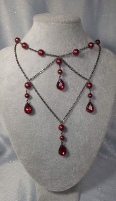 Beautiful red pearls and rhinestones. Wedding Necklace Gothic, Cheap Red Gothic Jewelry, Gothic Jewelry Red, Gothic Jewelry Victorian, Cheap Vampire Style Jewelry For Halloween, Luxury Gothic Necklaces For Formal Occasions, Vampire Witch Jewelry, Red Black Gold Jewelry, Vampire Jewelry Inspire Uplift ⭐