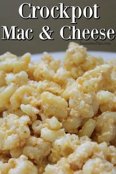 crockpot mac and cheese on a plate with the words crockpot mac and cheese