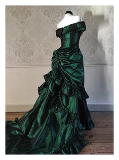 Victorian Mystery, 1900 Dresses, 1880s Dress, Opera Dress, Green Ball Gown, Bustle Dress, Victorian Costume, Fantasy Dresses