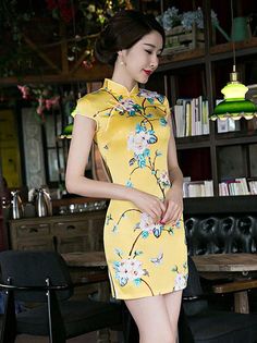 Chinese Style Dress, National Clothes, National Flower, Traditional Chinese Dress, Qipao Dress, Yellow Short, China Dress, Cheongsam Dress, Yellow Shorts