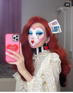 Maquillage Harry Potter, Alice In Wonderland Makeup, Wonderland Queen Of Hearts, Alice In Wonderland Queen, Queen Of Hearts Makeup, Off With Their Heads, Vision Bored, Pierrot Clown